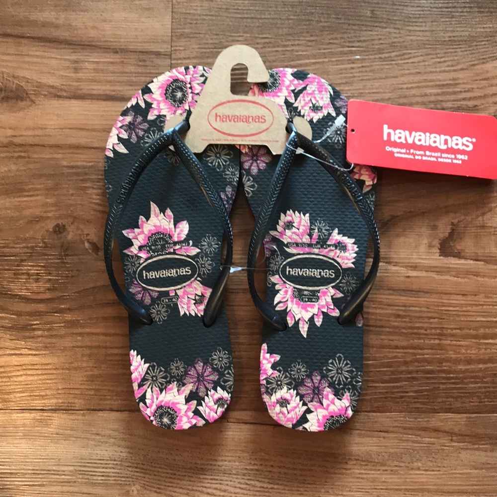Havaianas - New with Tags